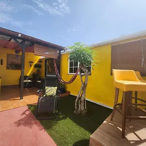  Apartment Shangri-la 2